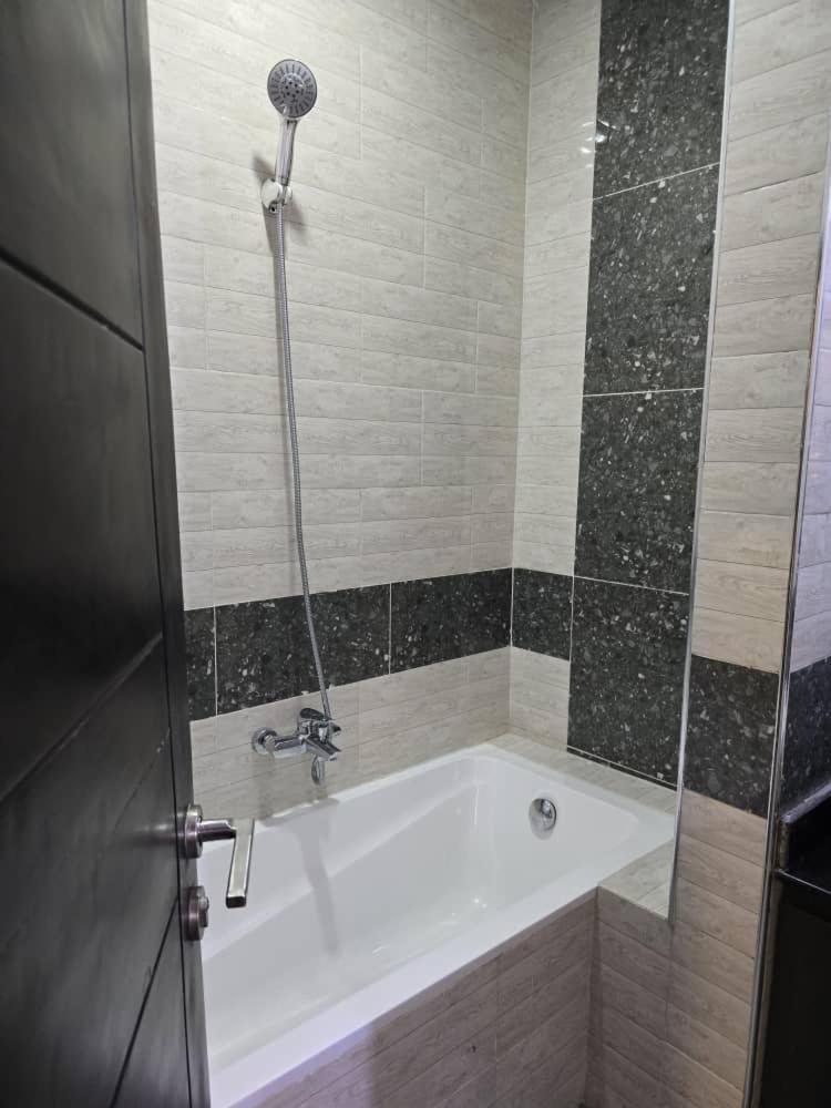 Jikoni Hotel Gisenyi Eksteriør bilde