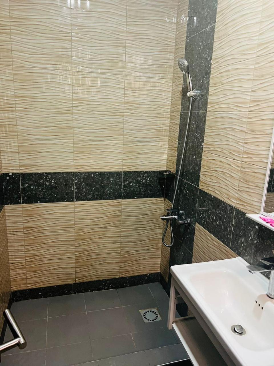 Jikoni Hotel Gisenyi Eksteriør bilde