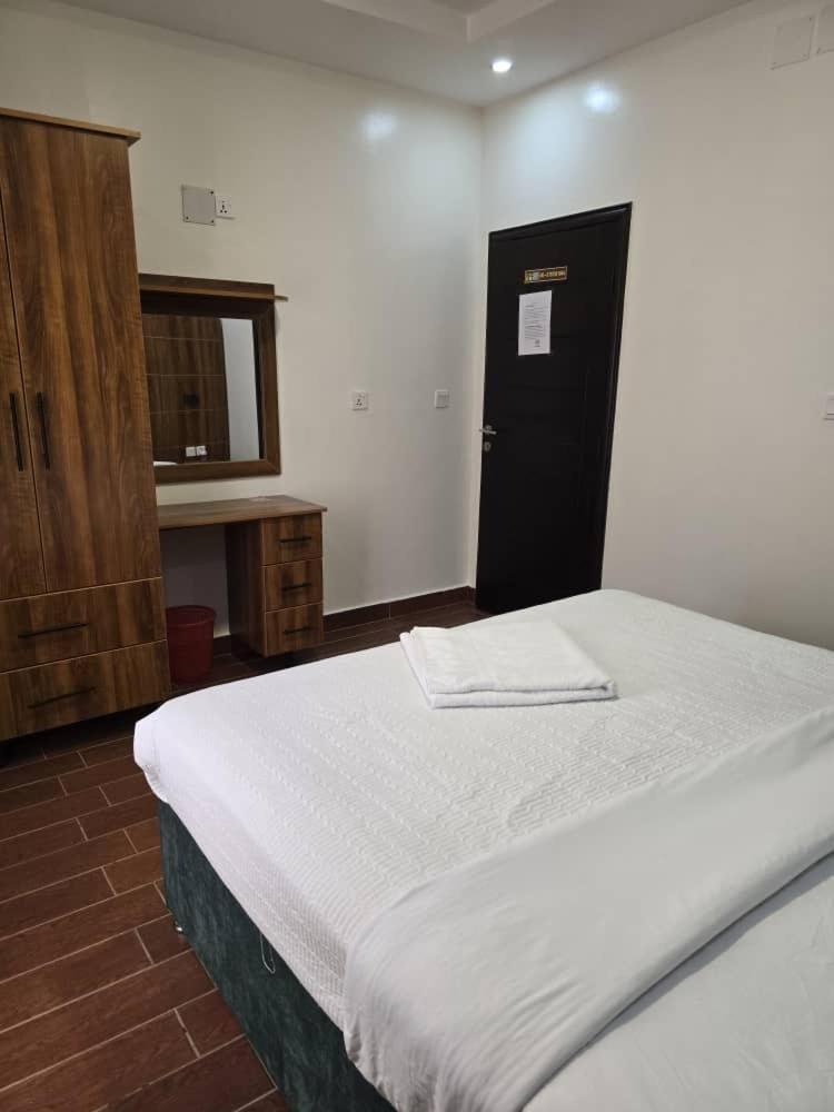 Jikoni Hotel Gisenyi Eksteriør bilde